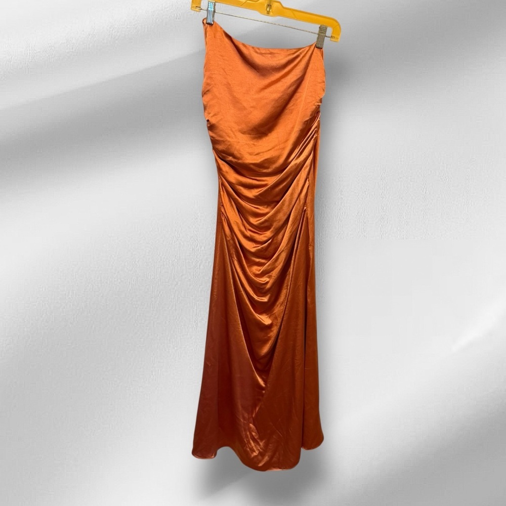 Line and Dot Maxi Dress nwot